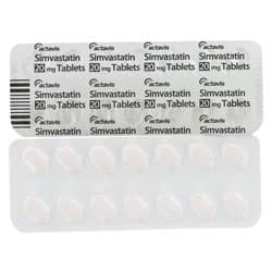 Vue avant et arrière de l'emballage blister comprimés de Simvastatin